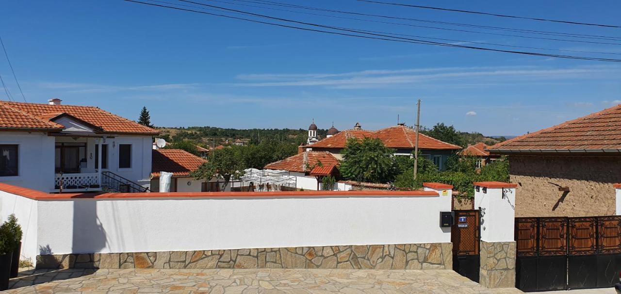 Guest House Eolea Biser ภายนอก รูปภาพ